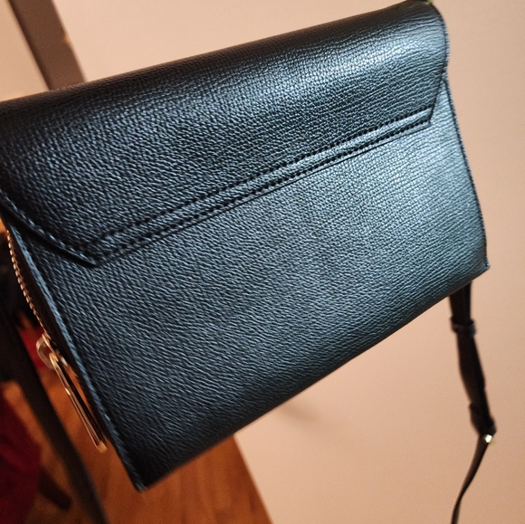 Karl Lagerfeld Paris Lourdes Mini Crossbody Wallet - Picture 5 of 13